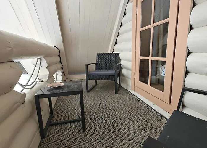 Vahtramae Saunamaja *